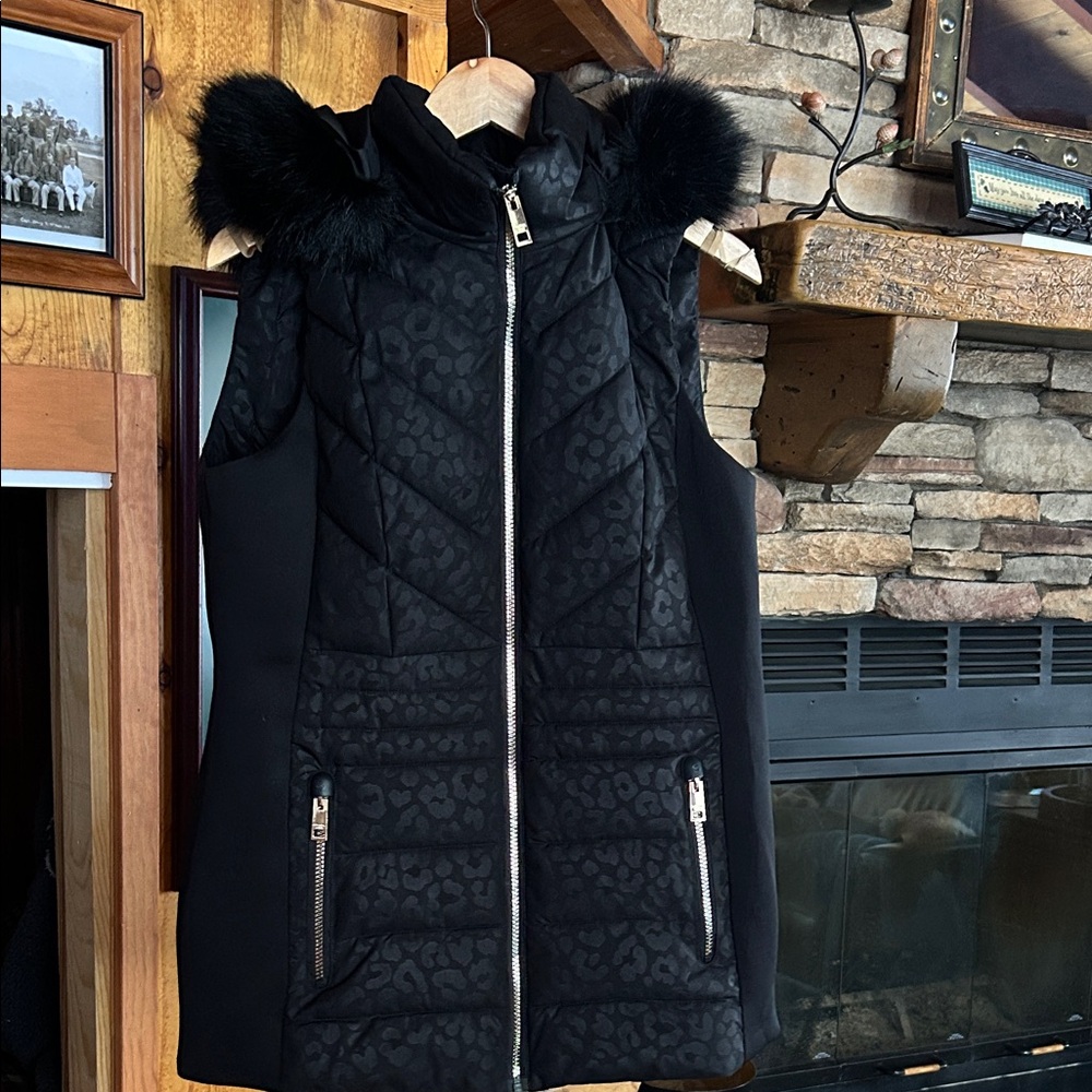 Michael Kors Black Patterned Vest with Fur Collar